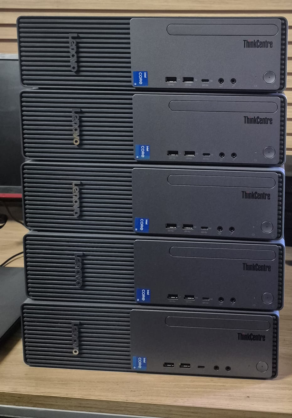 Lenovo ThinkCentre Intel i5 SFF — Disponível em Lote